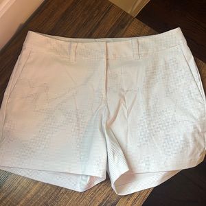 Women’s golf shorts - white